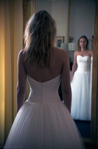 robe de mariée avec bustier et tulle