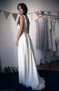 robe de mariée chic avec décolleté dos