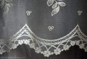 broderie et dentelle pour robe de mariée