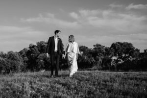 robe de mariée avec une cape bio éthique