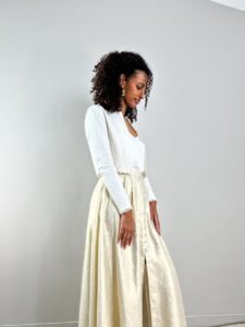 veste courte en soie brodee