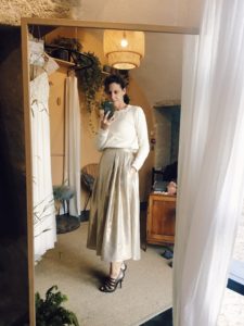 golden linen skirt with pleats