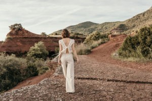 ensemble crop top dentelle pantalon lin bio mariage