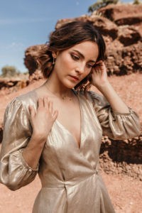 robe createur portefeuille lin or ecoresponsable