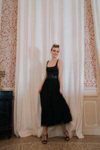 robe noire du soir longueur midi