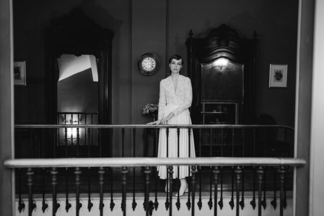 ensemble de mariée moderne et chic top dentelle et jupe en soie