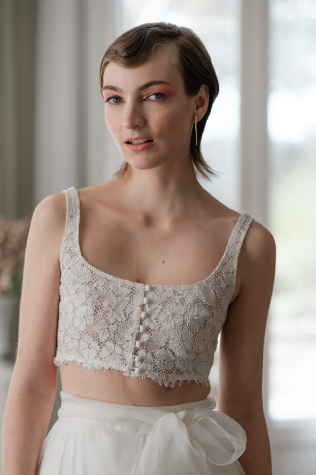 ensemble de mariée en dentelle et soie made in France