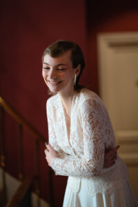 veste de mariée en dentelle de Calais