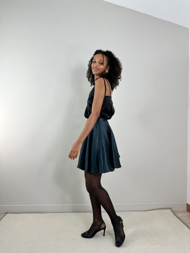 ensemble top satin soie dentelle