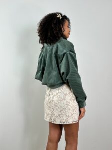 teddy en velours vert et robe mini or