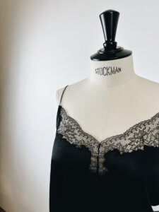 Top femme en tencel et dentelle de calais made in france